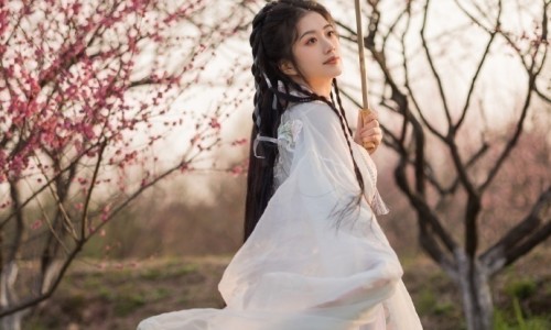秋天为什么脚老爱出汗 很臭网 - 为你提供秋天脚出虚汗什么原因、一到秋天脚汗特别多